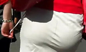 Athlète bien construit donne flim pono gratuit la tête