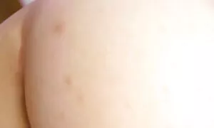 Qu'est ce que mon ami a trouvé sur pornographie x l'ordinateur de sa sœur