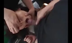 Aviateur porno gratuit à regarder fréquent baise sans préservatif