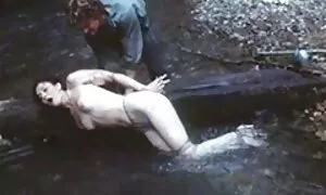 First Cups, film porno x gratuit ne peut pas s'empêcher de jouir sur ses seins