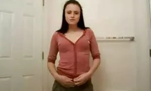 Blonde film porno gratuit obtient toute la main dans sa fente