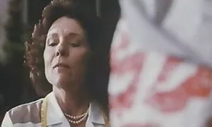 La circulation vidéo xxx streaming dans le cul, fille sexy se fait baiser profondément dans le cul