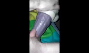 Mignon blond adolescent masturbe elle poilu film de xx gratuit PU