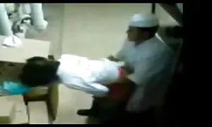 Uncut film x hd francais Britannique bite claque sur le cul serré