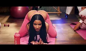 Uber-mignon de fumer de la viande de l'homme homosexuel poilu de la viande de porno complet vf l'homme se masturbe et éjacule